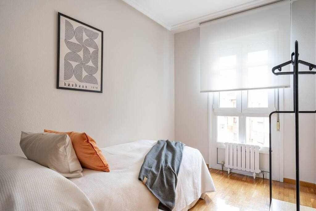 La Plaza Apartment