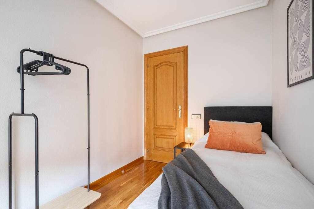 La Plaza Apartment